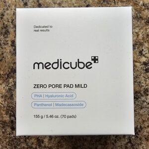 MEDICUBE Zero Pore Pad Mild (70 pads)